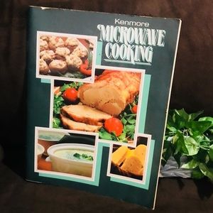Classic 1987 Microwave Cooking Book